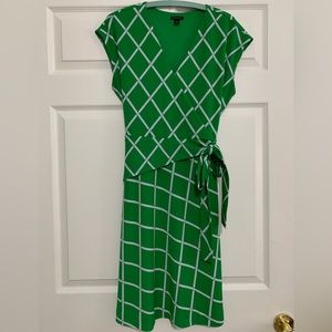 Ann Taylor, size 8, Green
